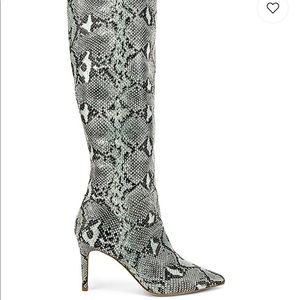 NWOBox -Steve Madden snakeskin boots